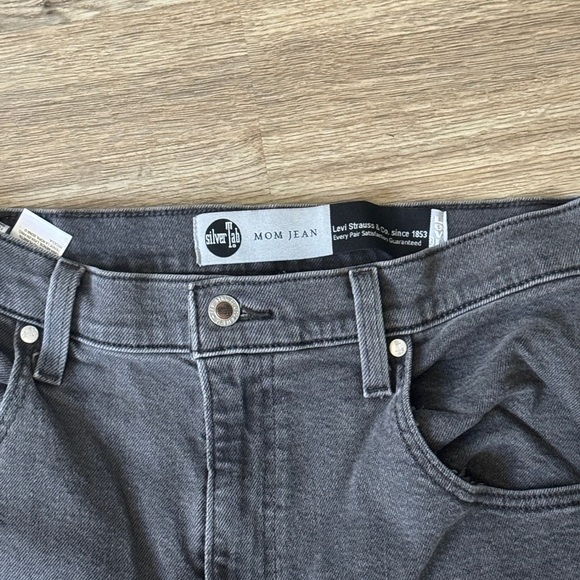 Levi Strauss & Co High Waisted Grey Mom Jeans - Picture 3 of 7